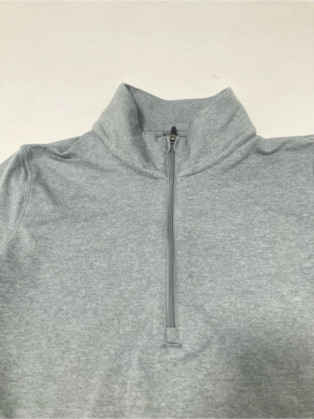 Vuori Women’s Halo Essential Half Zip Mock Neck M Dreamknick  Heather GrayVW284 - Picture 4 of 16